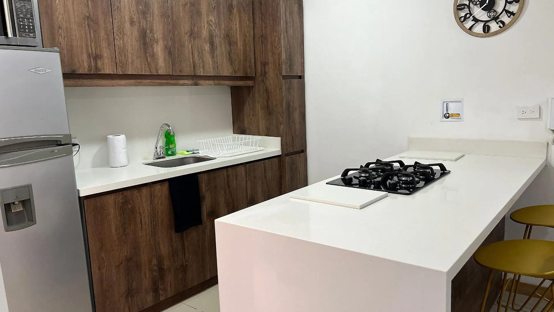 아파트 Espectacular Y Espacioso Apartamento En Laureles 메딜린